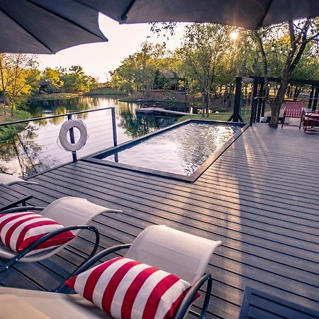 Lakeside South At Live Oak Lake Villa Bellmead Esterno foto