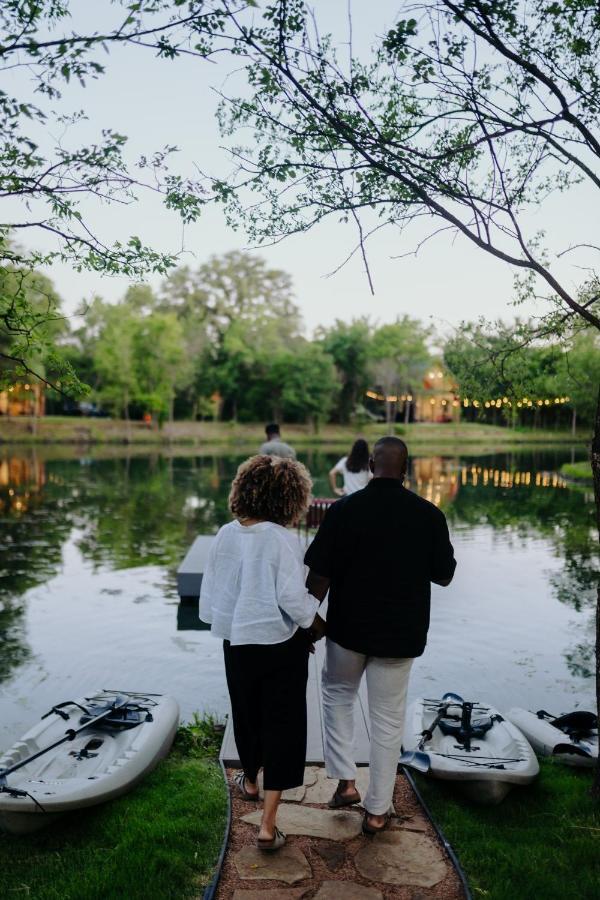 Lakeside South At Live Oak Lake Villa Bellmead Esterno foto